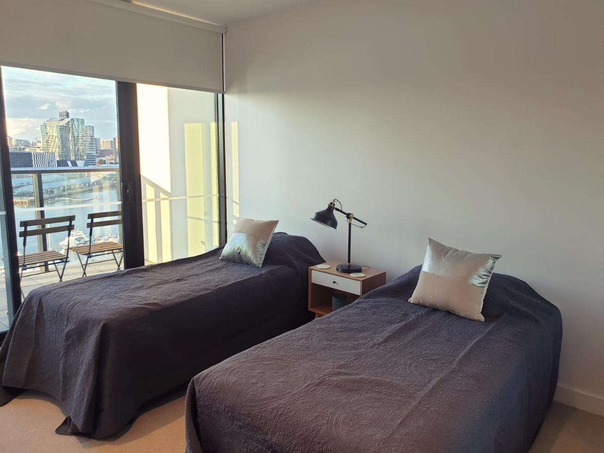 Orange Stay At Collins Wharf Melbourne Exteriör bild